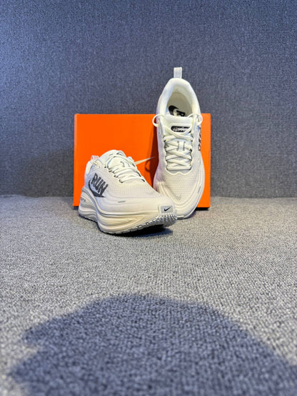Nike vomero Plus