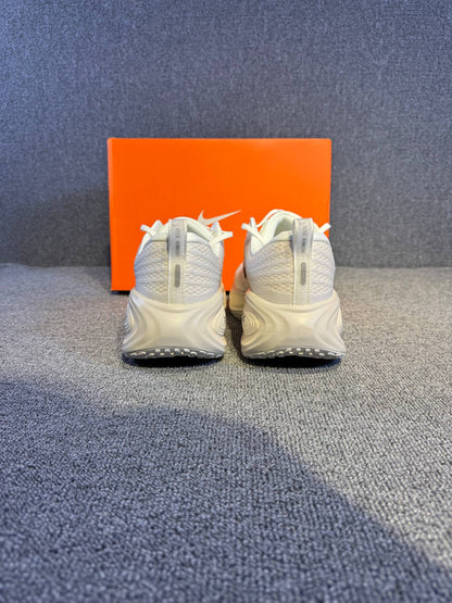 Nike vomero Plus