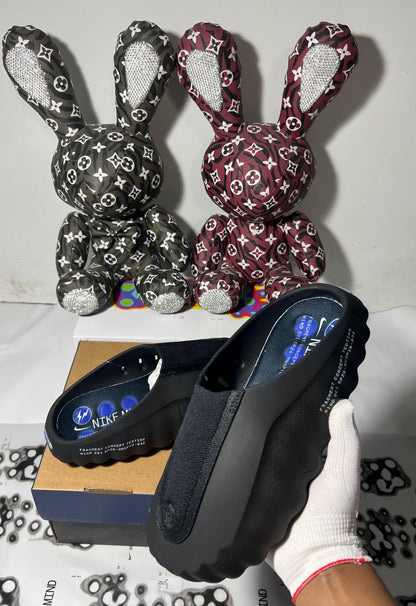Nike Mind 001
