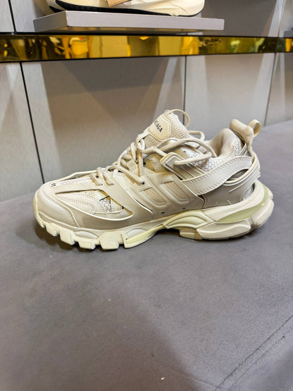 Balenciaga Track