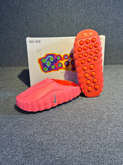 Nike Mind 001