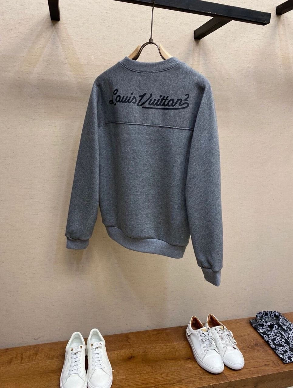 Louis Vuitton Sweatshirt