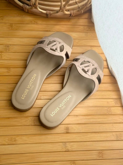 Louis Vuitton Slippers