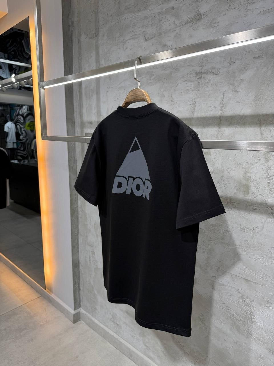 Dior T-shirt