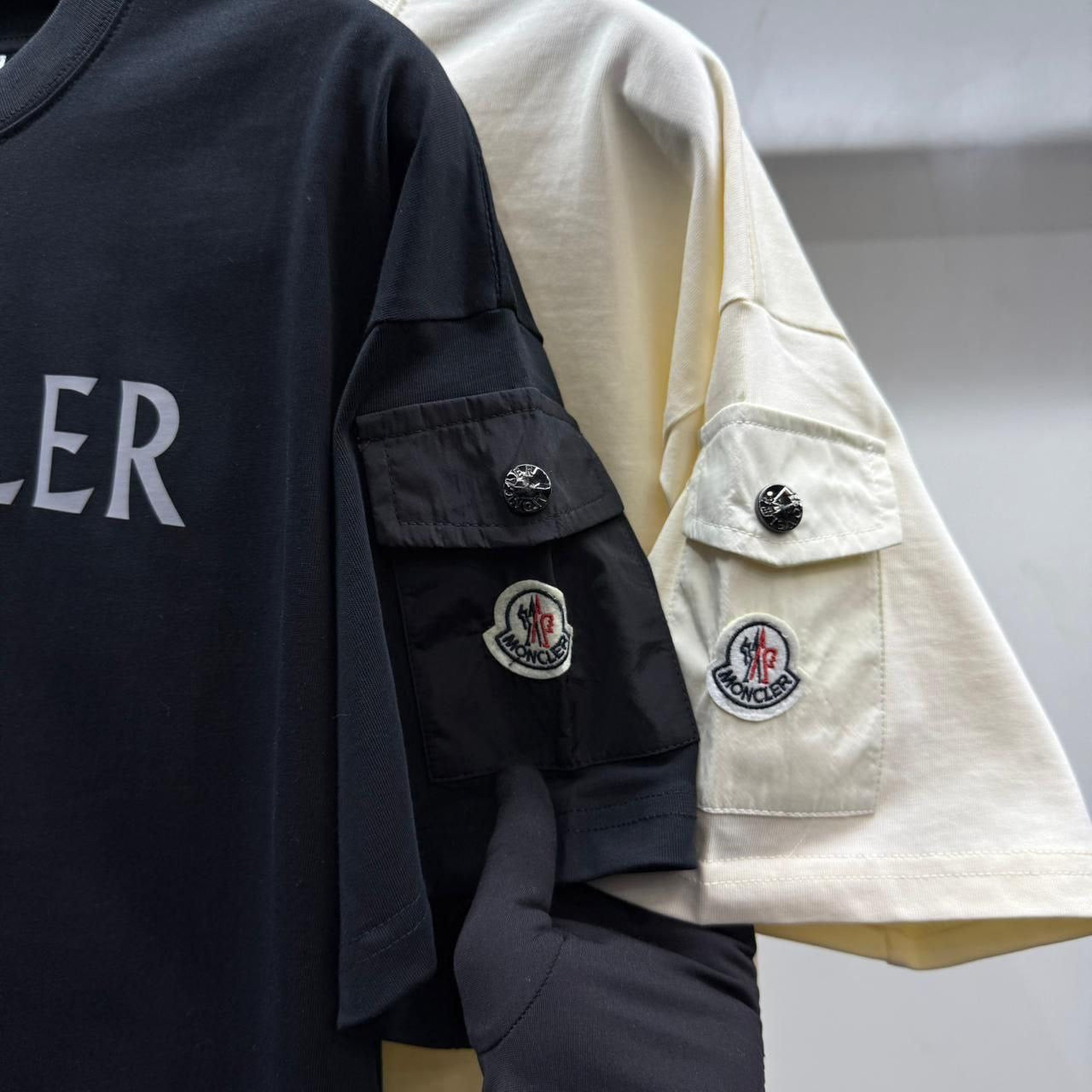 Moncler T-shirt
