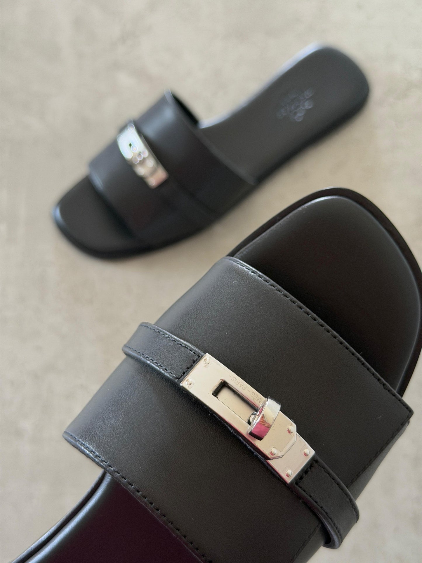 Hermes Slippers
