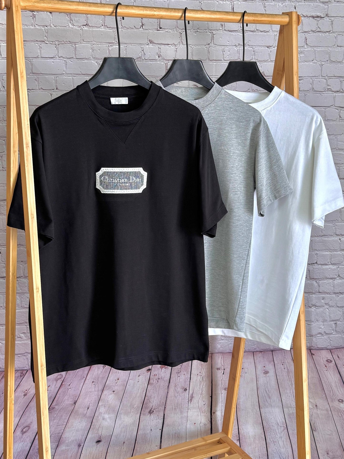 Dior T-shirt