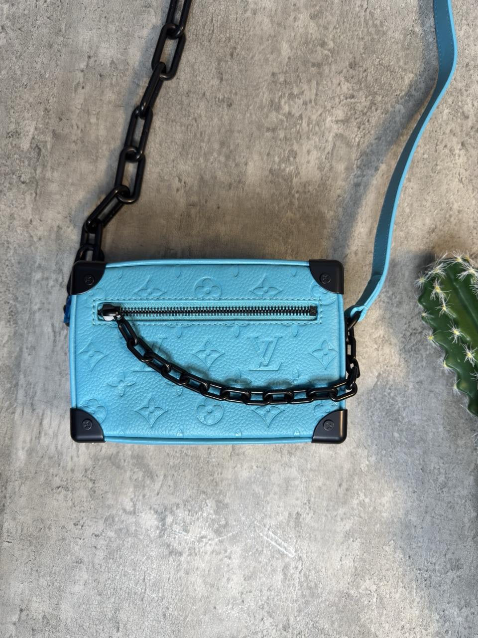Louis Vuitton Sling Bag (VIP Quality)