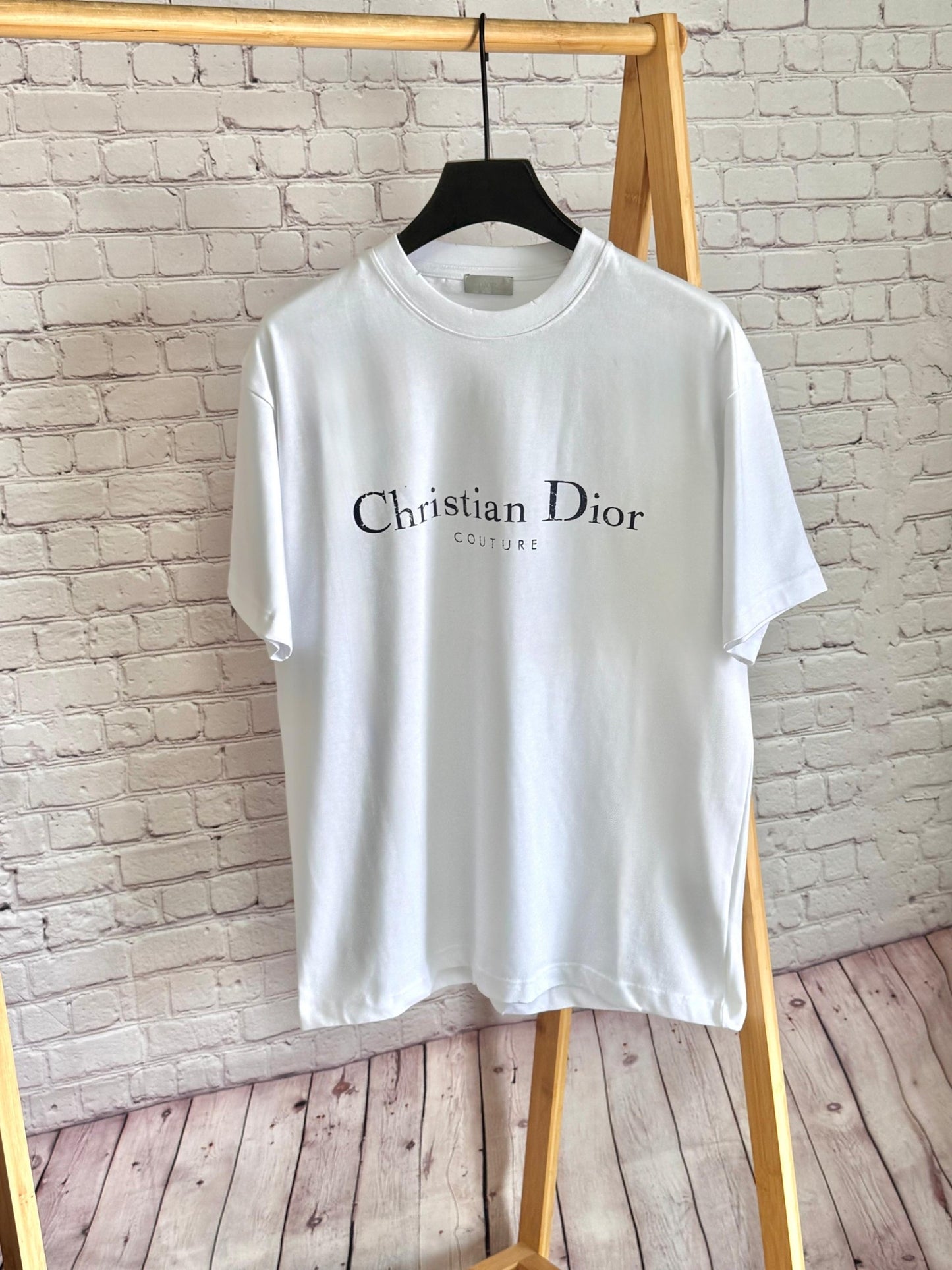 Dior T-shirt