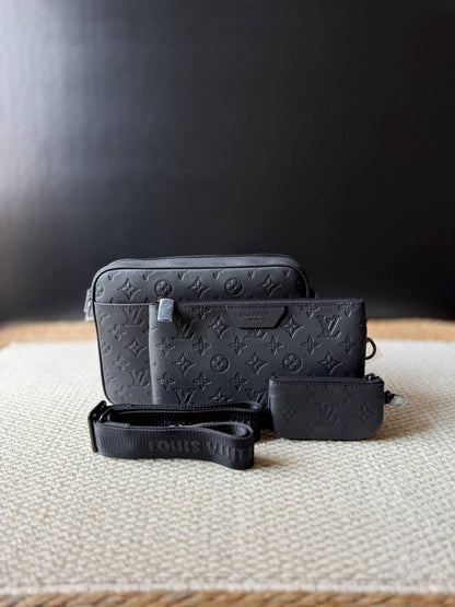 Louis Vuitton Messenger Bag (VIP Quality)