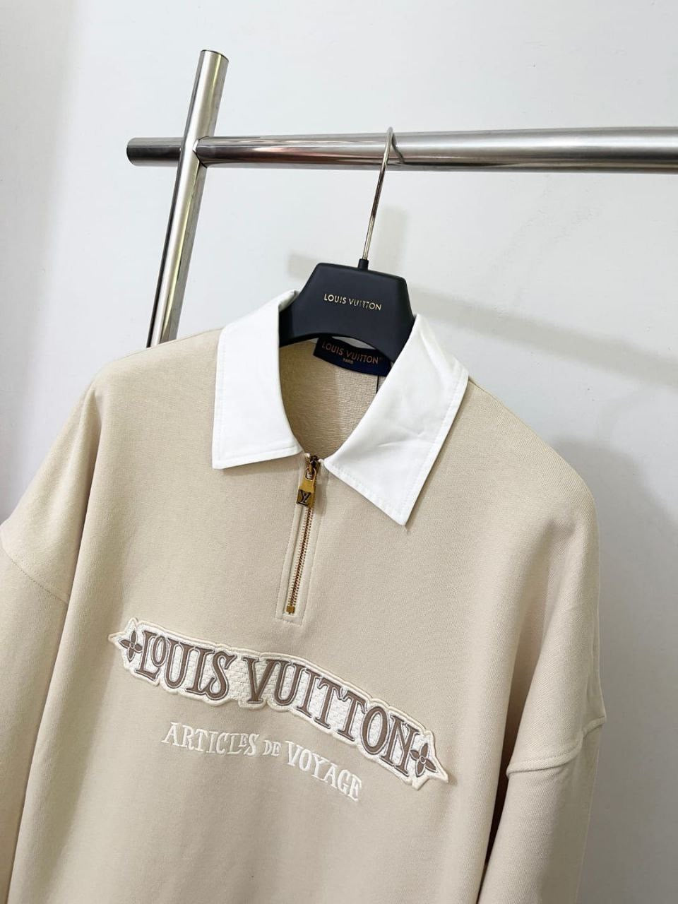 Louis Vuitton Sweatshirt