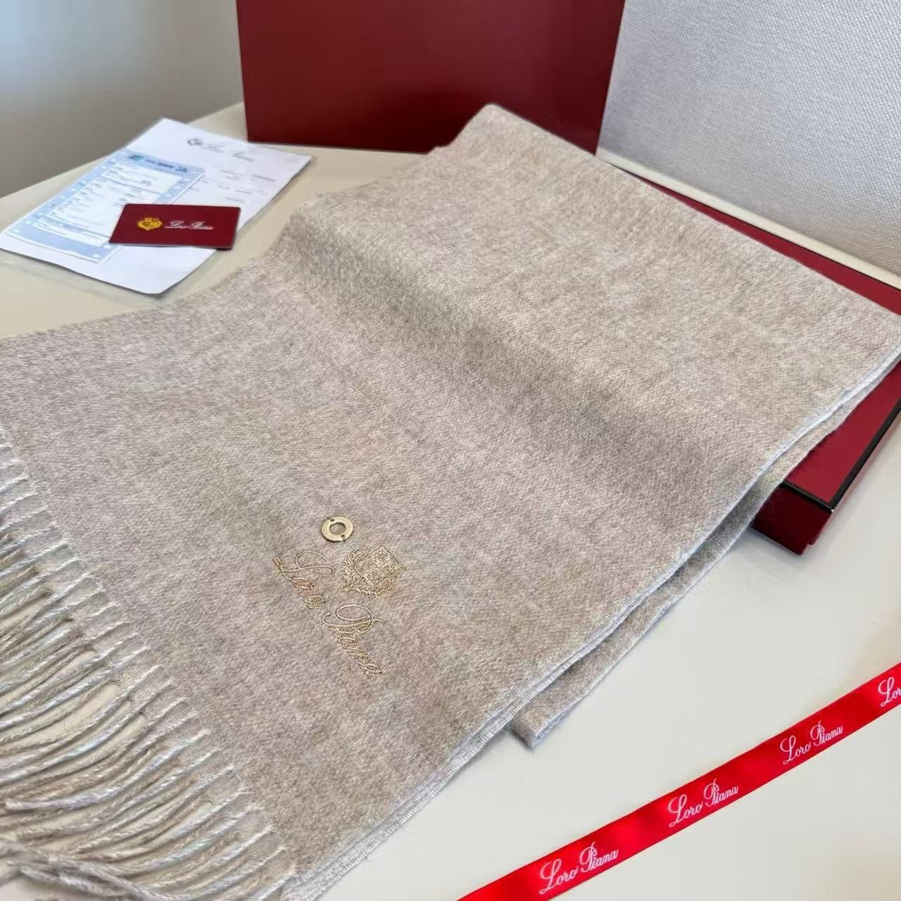 Loro piana Scarf