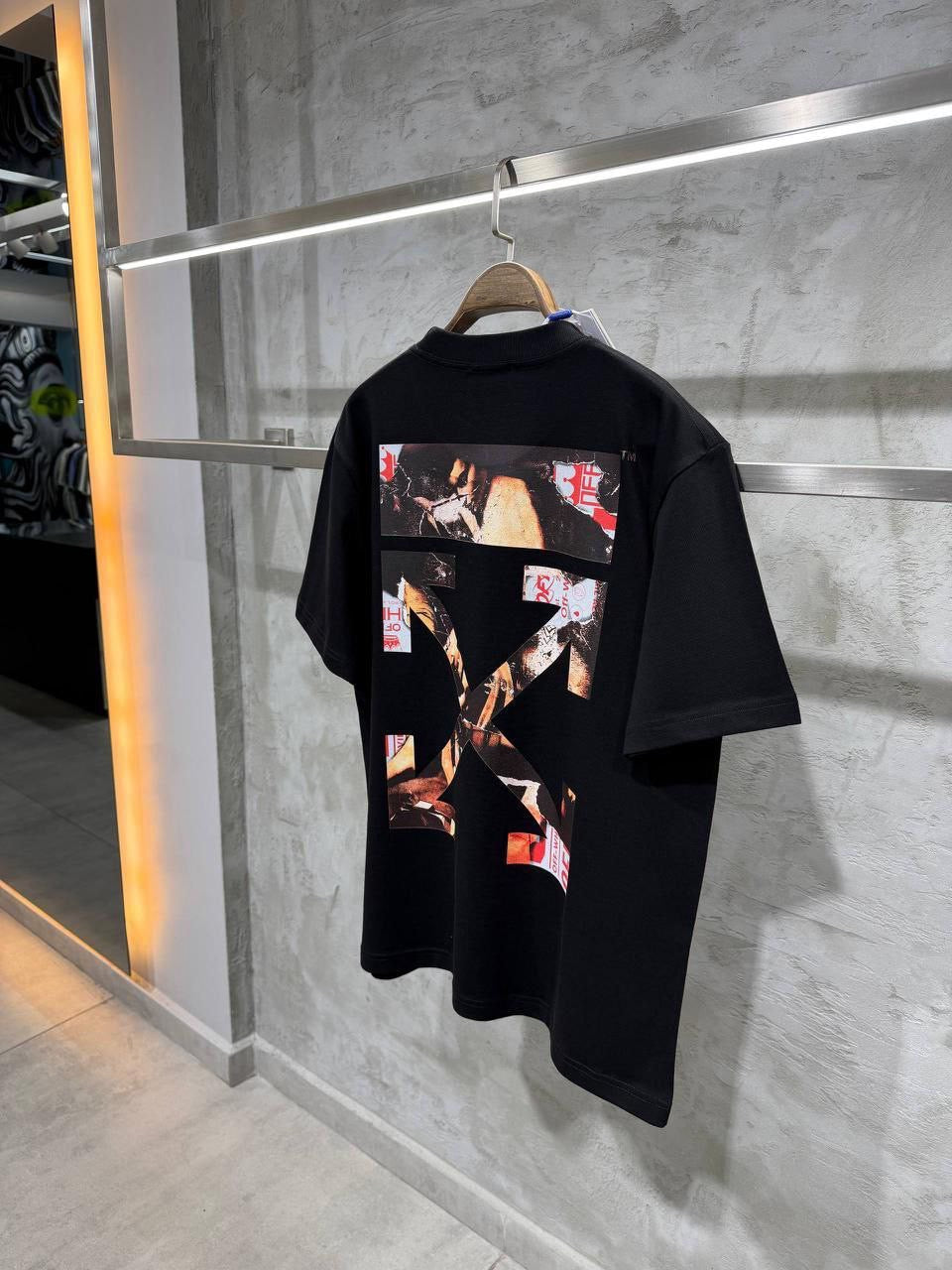 Off White T-shirt