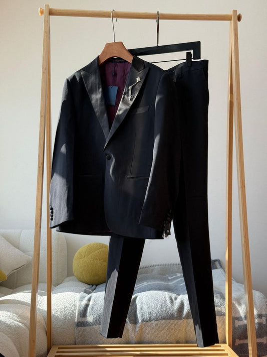 Louis Vuitton Formal Suits