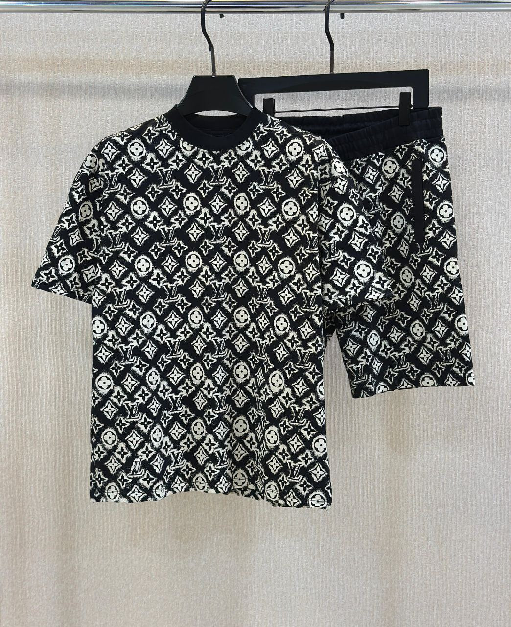 Louis Vuitton Set