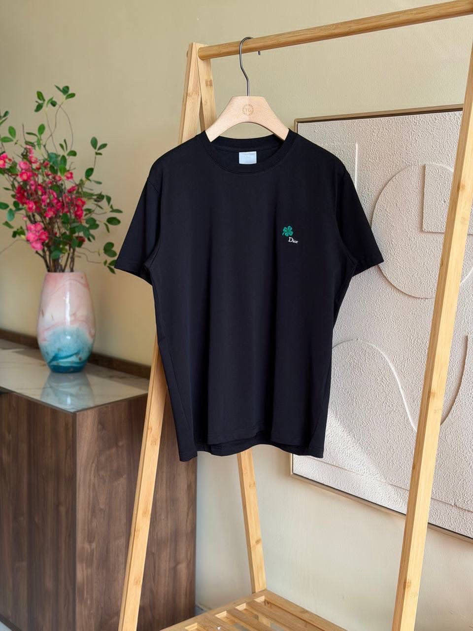 Dior T-shirt