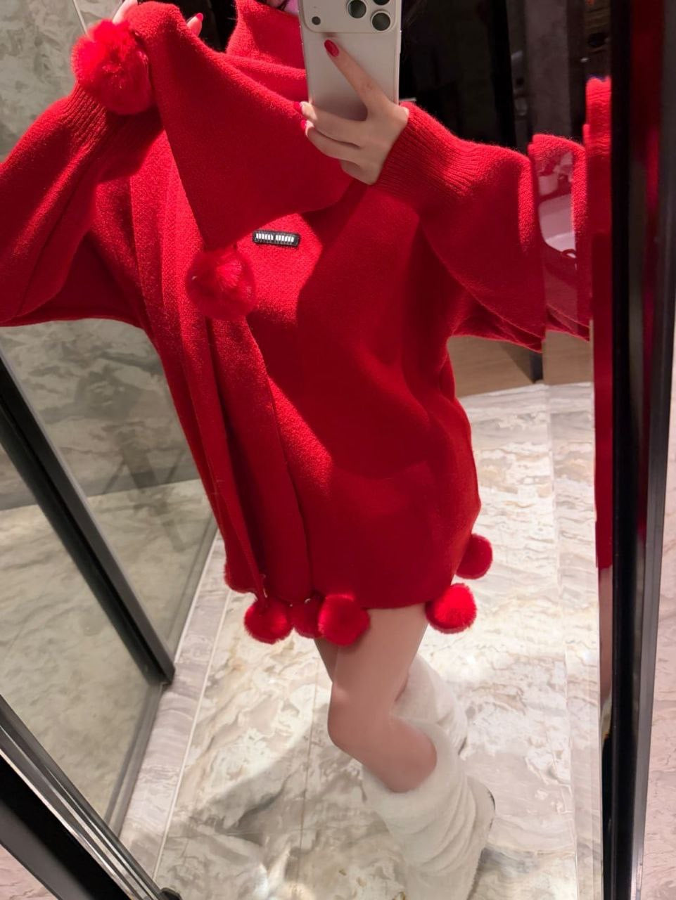 Miu Miu (Sweater-scarf)