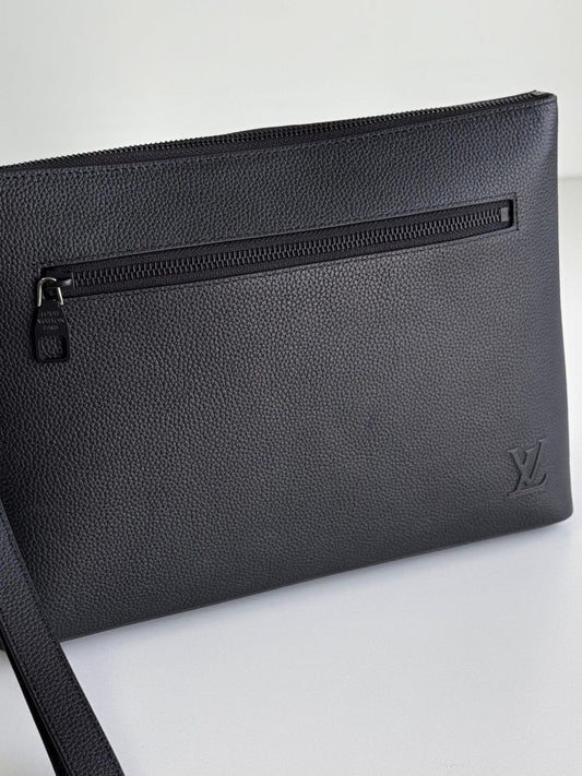 Louis Vuitton Clutch