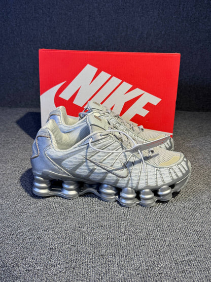 Nike Shox