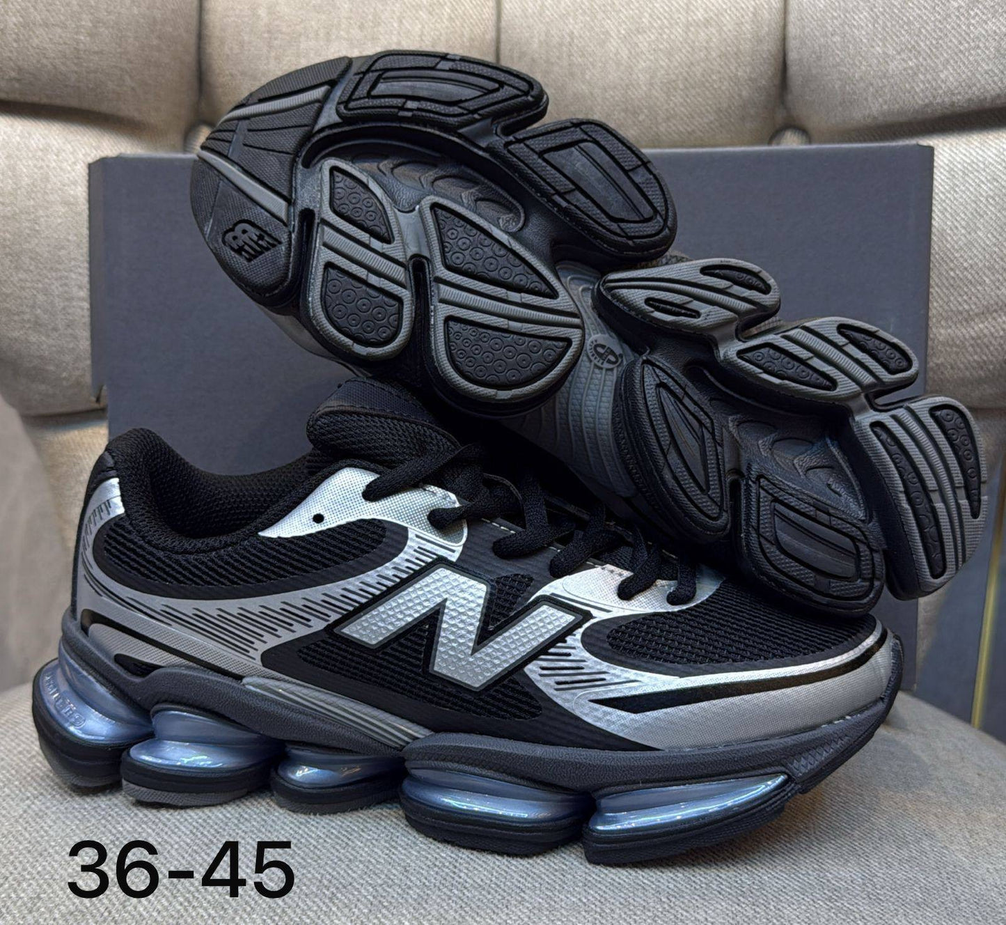 New Balance 2000