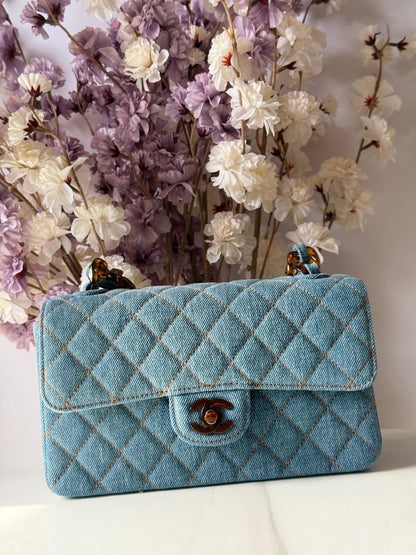 Chanel Sling Bag (Vip)