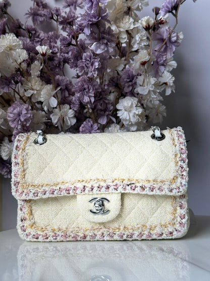Chanel Sling Bag (Vip)