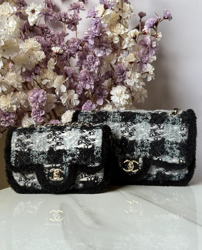 Chanel Sling Bag (Vip)
