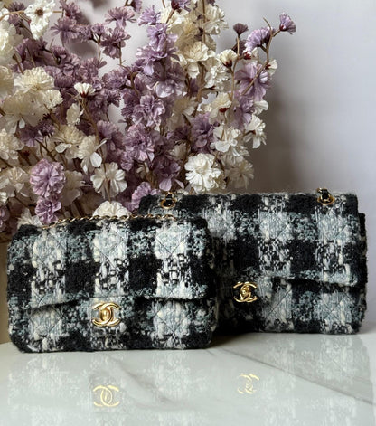 Chanel Sling Bag (Vip)
