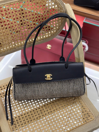 Chanel Shoulder Bag