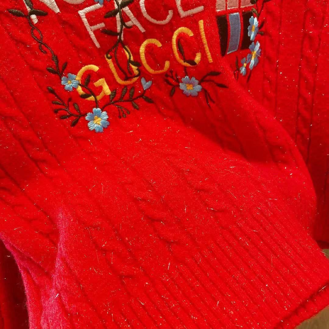 Gucc Sweater