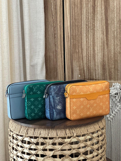 Louis Vuitton Messenger Bag