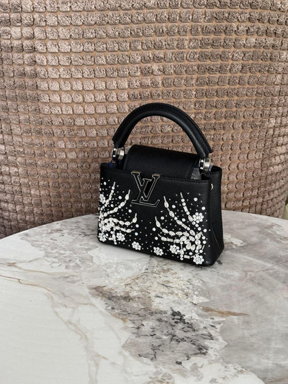Louis Vuitton Handbag (Vip)
