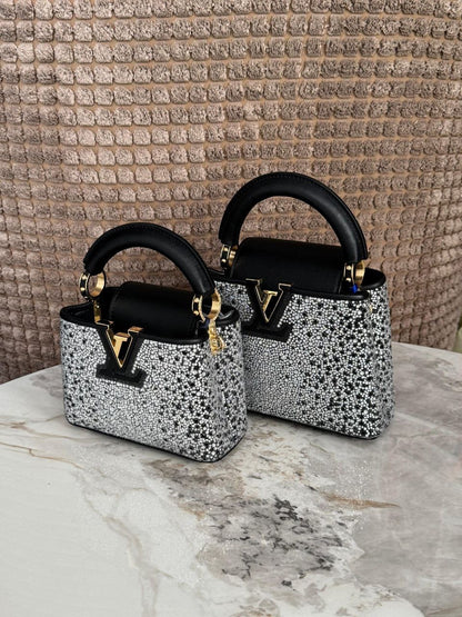 Louis Vuitton Handbag (Vip)