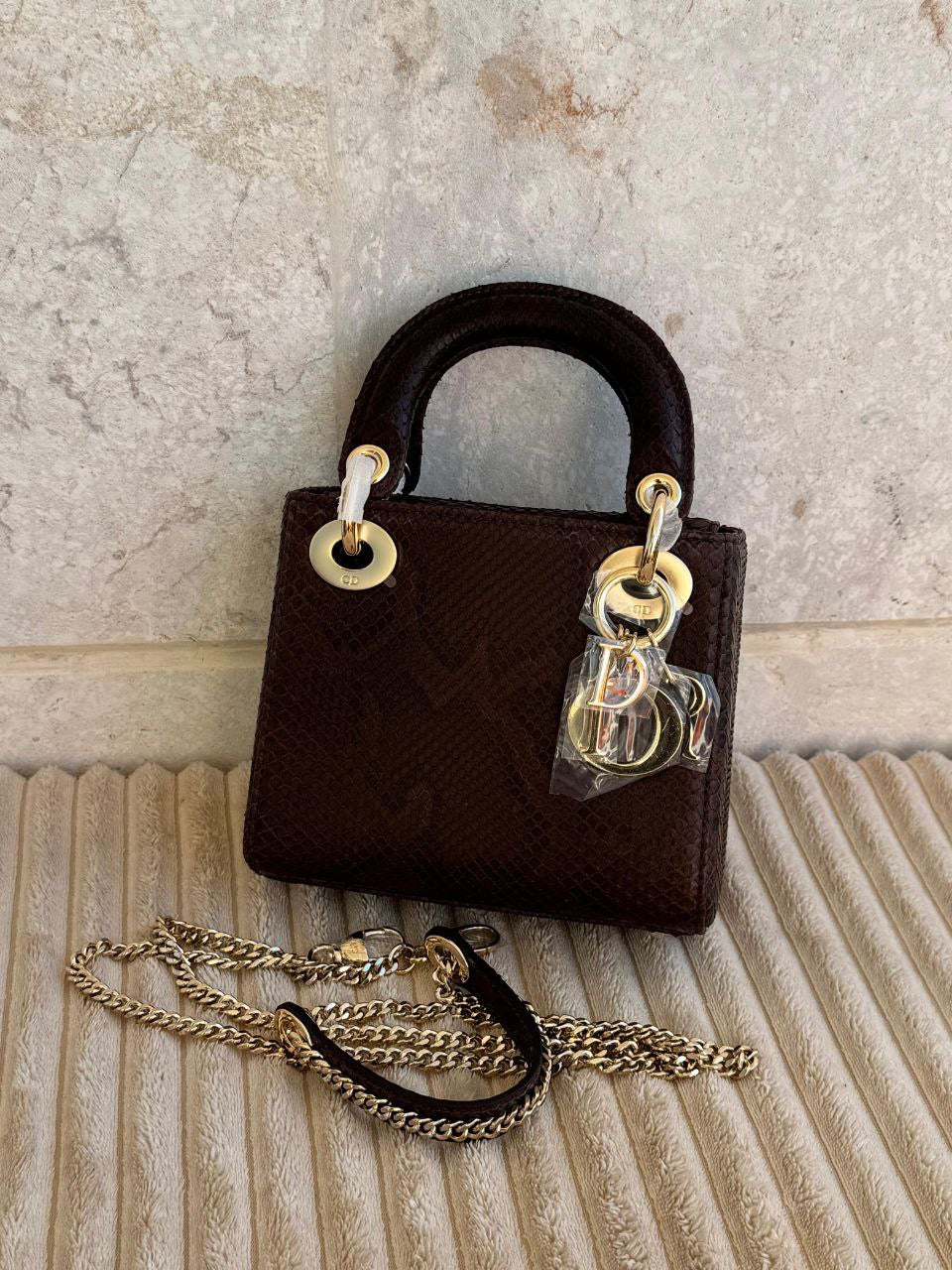 Dior HandBag (VIP Quality)
