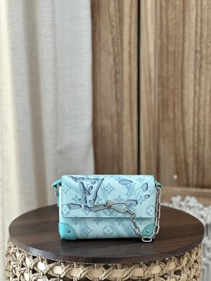 Louis Vuitton Messenger Bag 7 Color