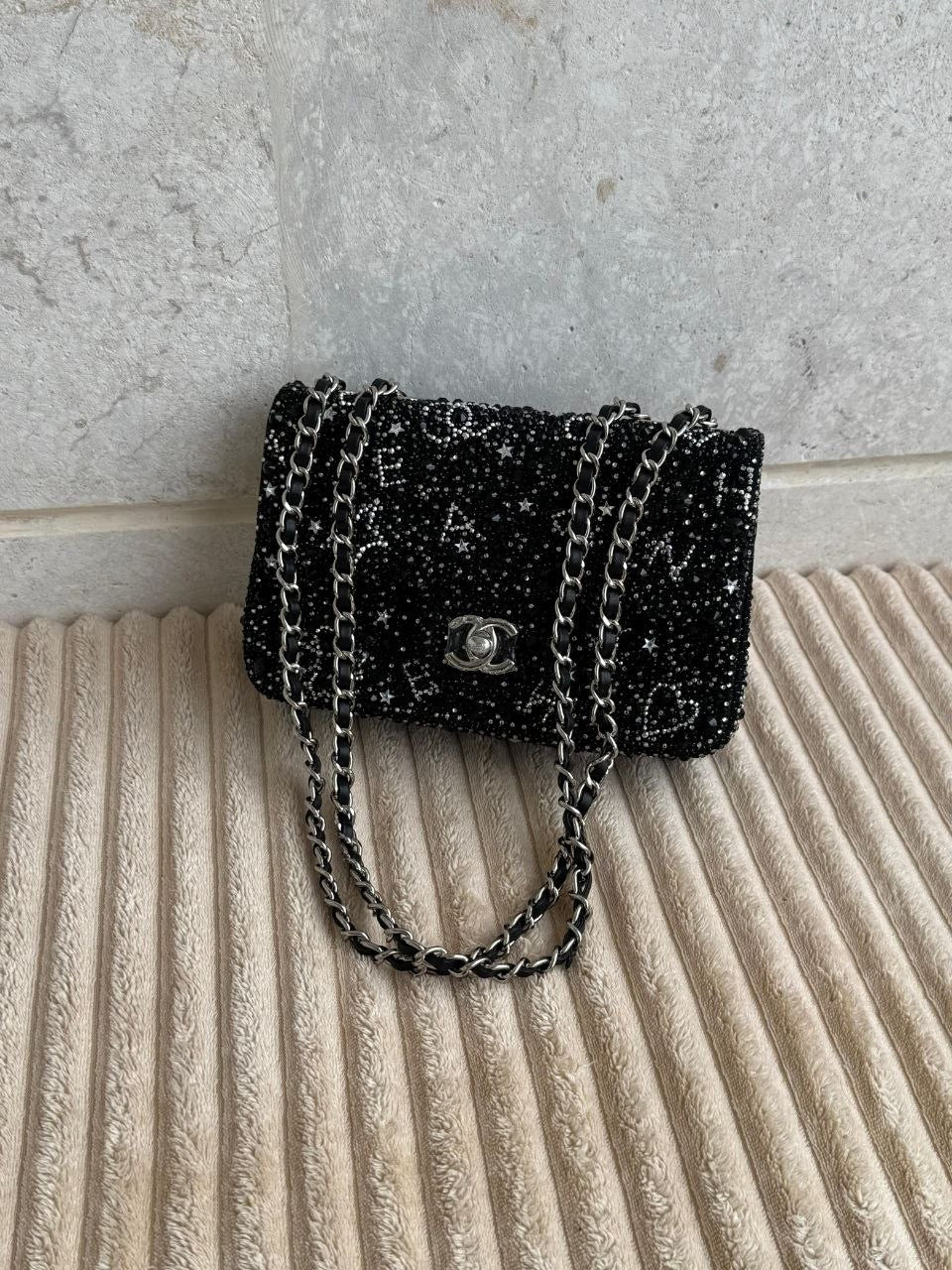Chanel Shoulder Bag (Vip)