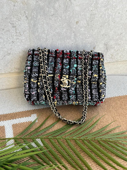 Chanel Shoulder Bag (Vip)