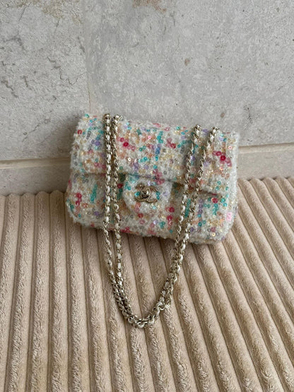 Chanel Shoulder Bag (Vip)