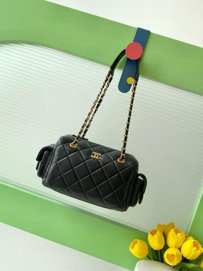 Chanel Shoulder Bag (Vip)