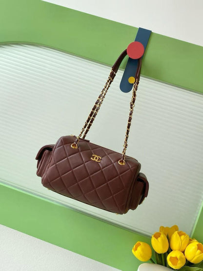 Chanel Shoulder Bag (Vip)