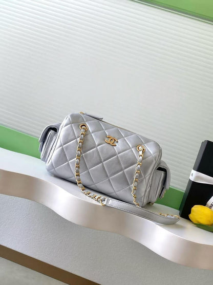 Chanel Shoulder Bag (Vip)