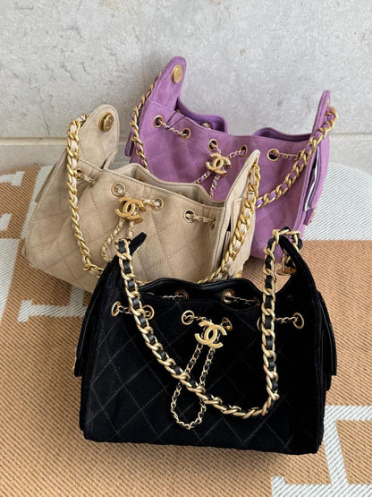 Chanel Shoulder Bag (Vip)