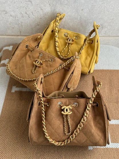 Chanel Shoulder Bag (Vip)