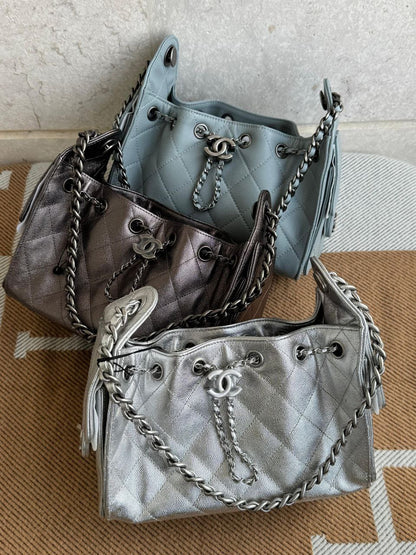 Chanel Shoulder Bag (Vip)