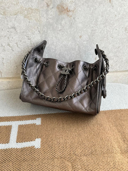 Chanel Shoulder Bag (Vip)