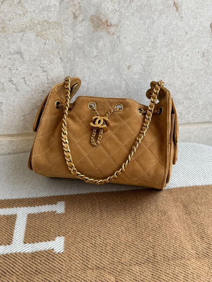 Chanel Shoulder Bag (Vip)