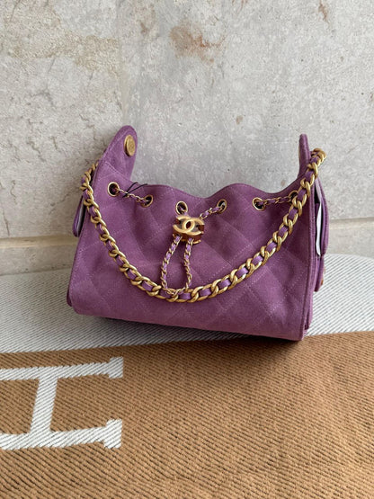 Chanel Shoulder Bag (Vip)