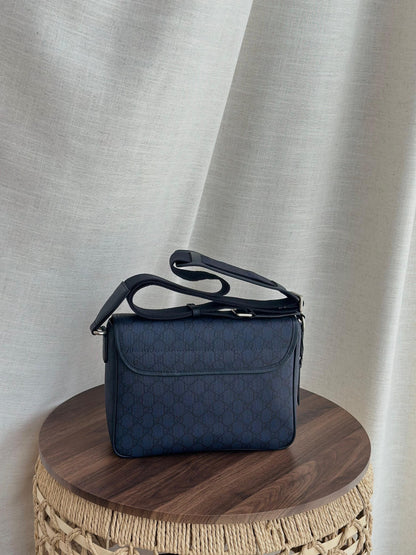 Gucci Messenger Bag