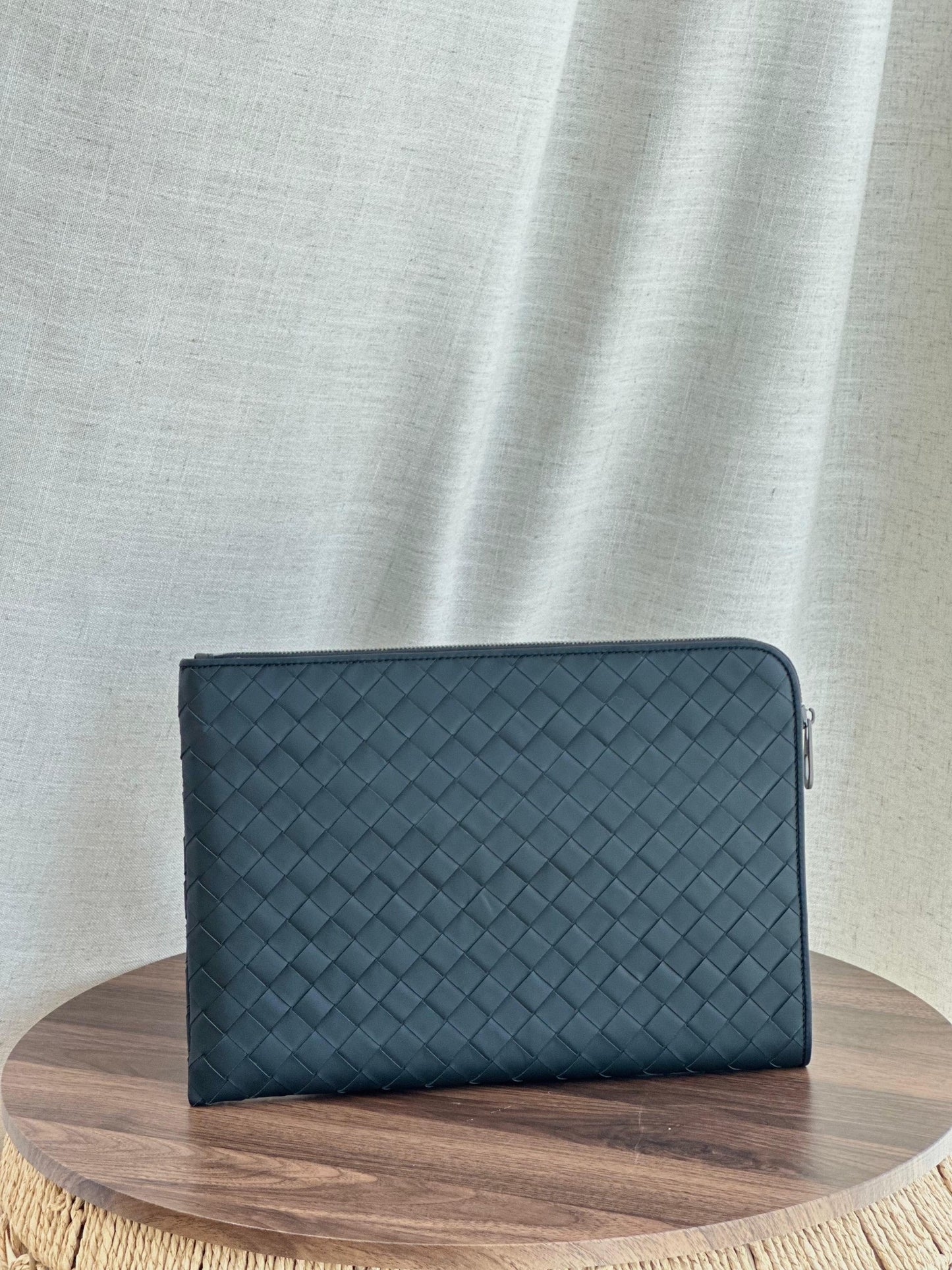 Bottega Veneta Clutch 2 Model
