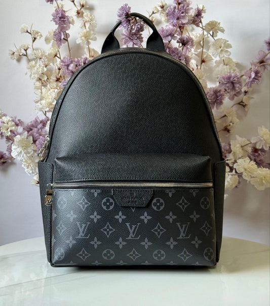 Louis Vuitton Backpack (VIP Quality)